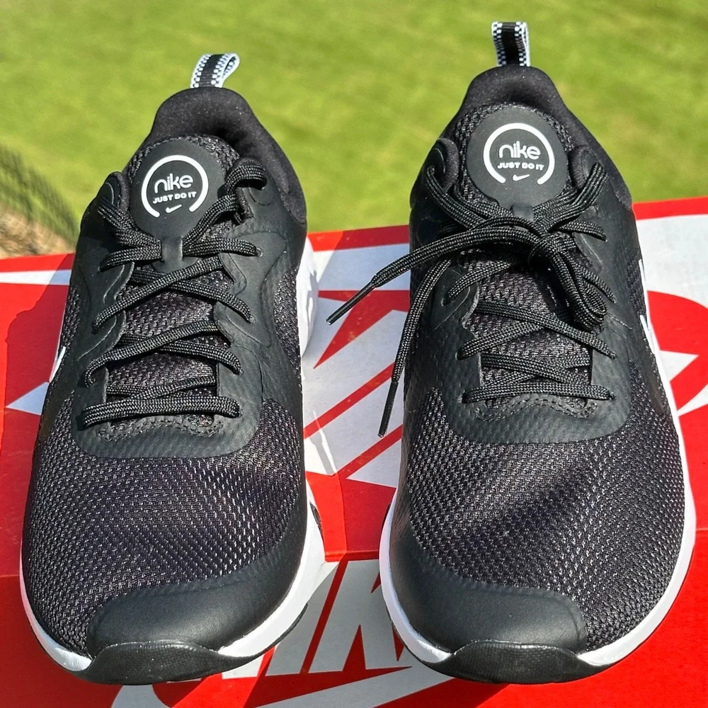 Nike Renew In-Season Black Casual Running Workout Sneaker - US Womens 9 NEW
